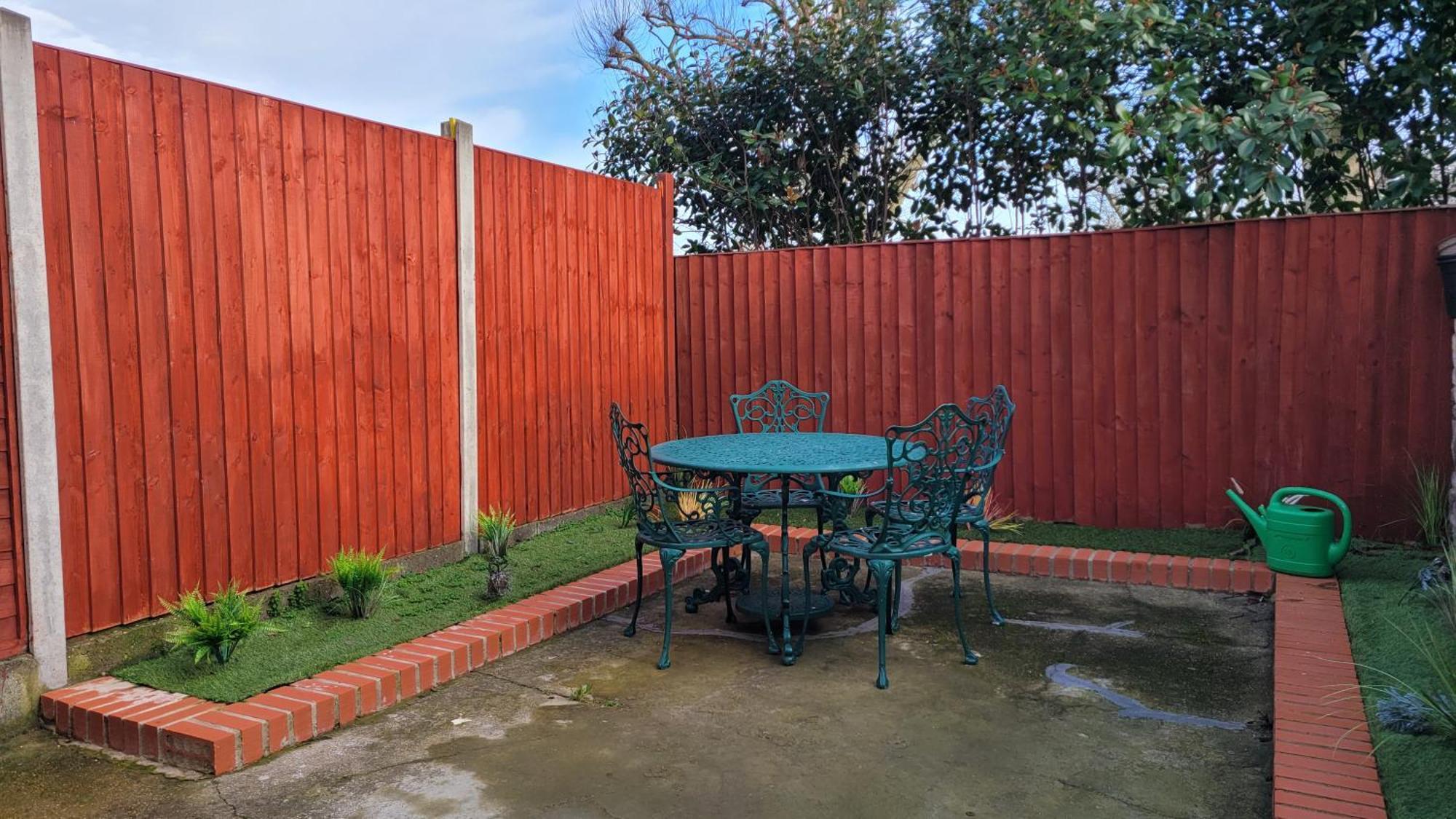 Two Bedroom Flat Near Transport & Shops London Rum bild